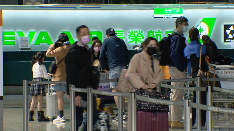 長榮航空東京飛台北孕婦緊急生產　四名醫生協助...母子均安！