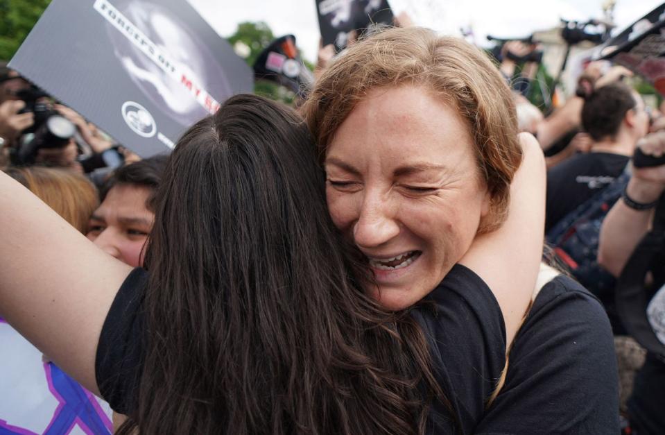 Photos From Outside the Supreme Court After Roe v. Wade Is Overturned