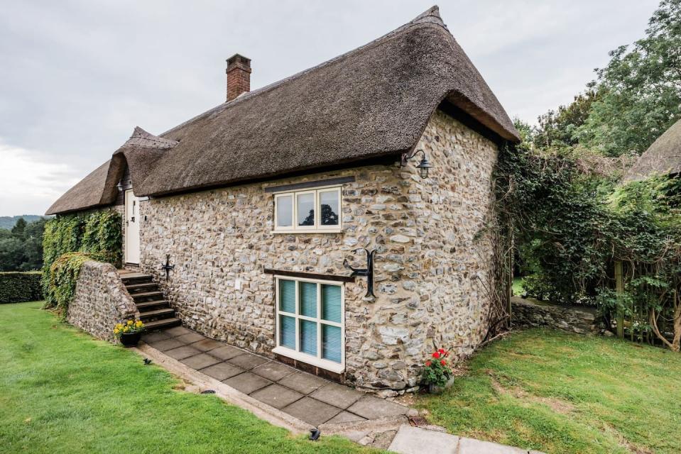 10) Cotleigh, East Devon - Airbnb Devon