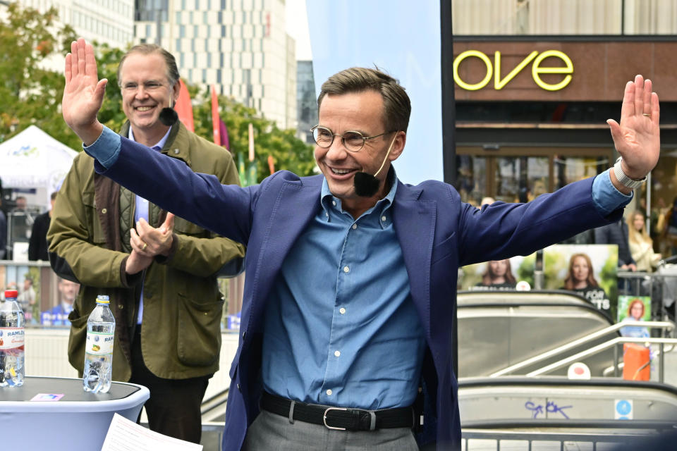 Moderate party leader Ulf Kristersson campaigns at Soltorget (Sergels torg) in Stockholm, Saturday, Sept. 10, 2022. Sweden is holding an election on Sunday to elect lawmakers to the 349-seat Riksdag as well as to local offices across the nation of 10 million people. (Jonas Ekstromer/TT News Agency via AP)