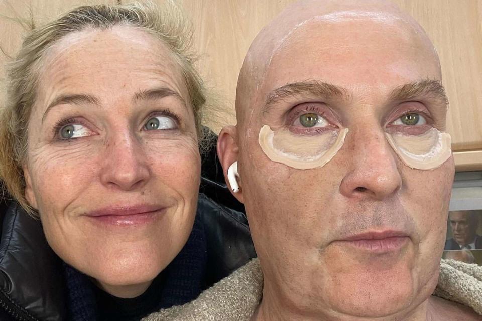 <p>Gillian Anderson/instagram</p> Gillian Anderson (left) and Rufus Sewell
