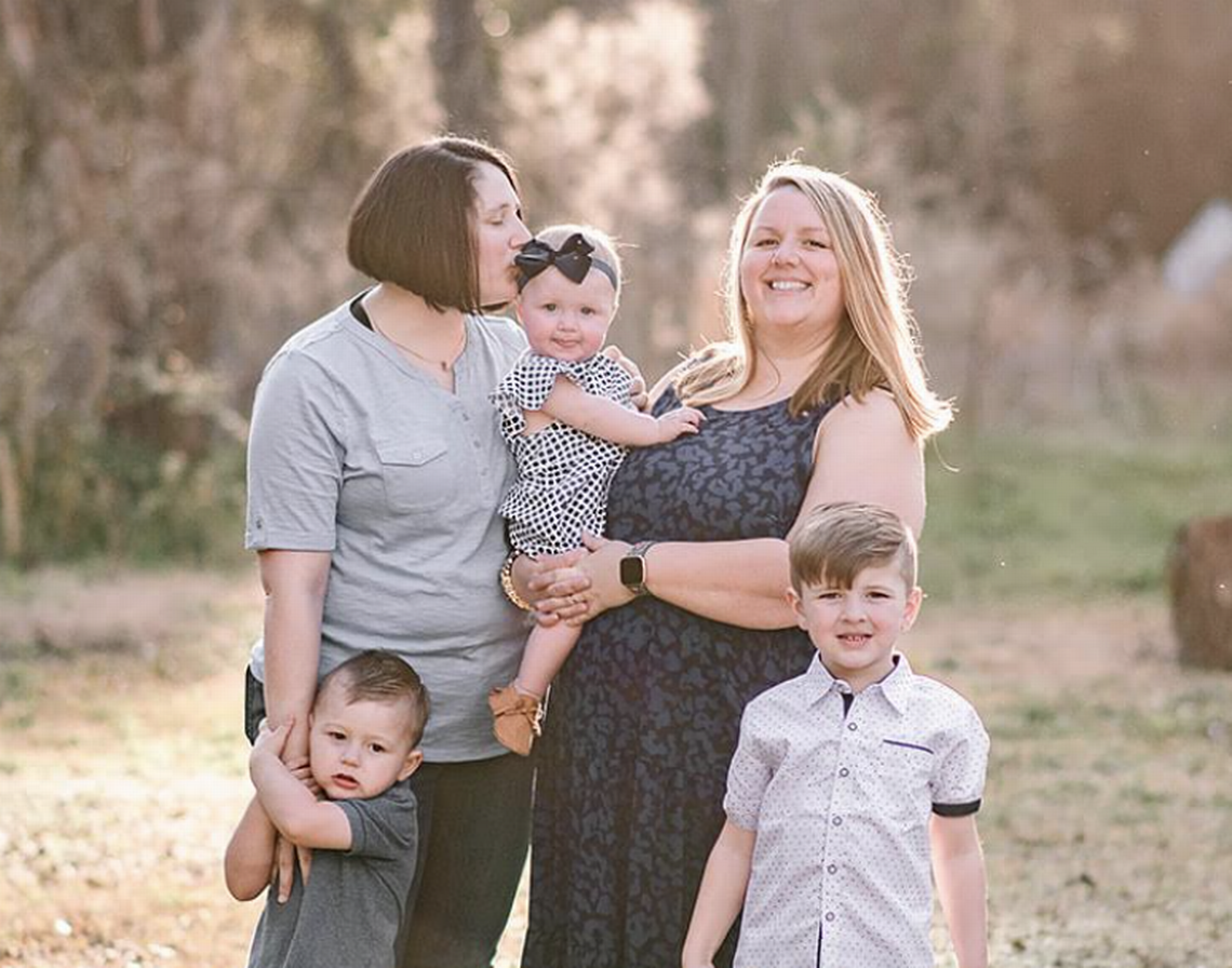 Jessica and Tiffany Spradley with their children, Sullivan. Cameron Caroline and Hunter.