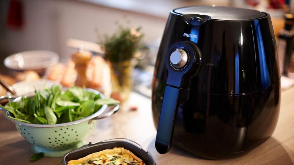 The best gifts for men: Philips Airfryer.