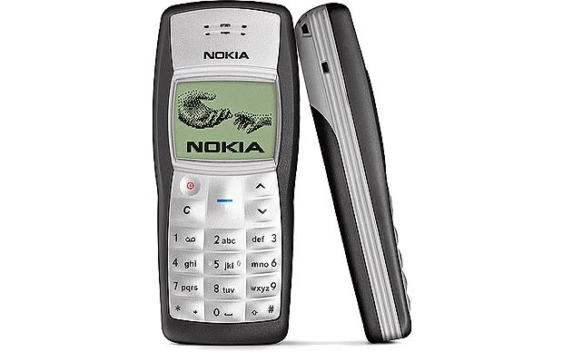 <b>Nokia 1100</b><br>Altro grande classico. Tra i telefoni più venduti della storia: 250 miioni di esemplari dal 2003, quando è entrato in commercio. Un modello di base, di semplice utilizzo. Tra i maggiori successi della Nokia.