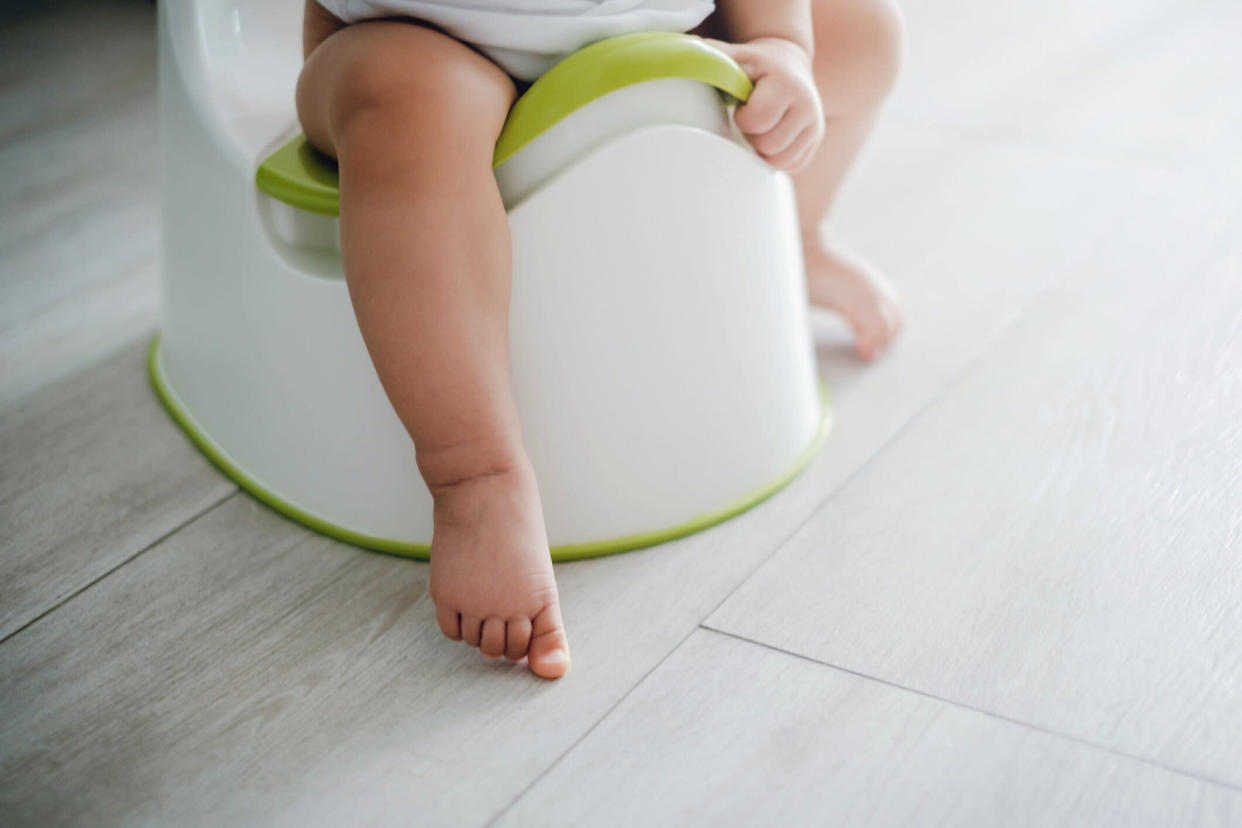 Is public potty training ever acceptable? [Photo: Getty]