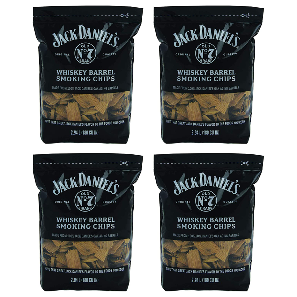 Jack Daniel's Whiskey Barrel Smoking Oak Wood Chips Set