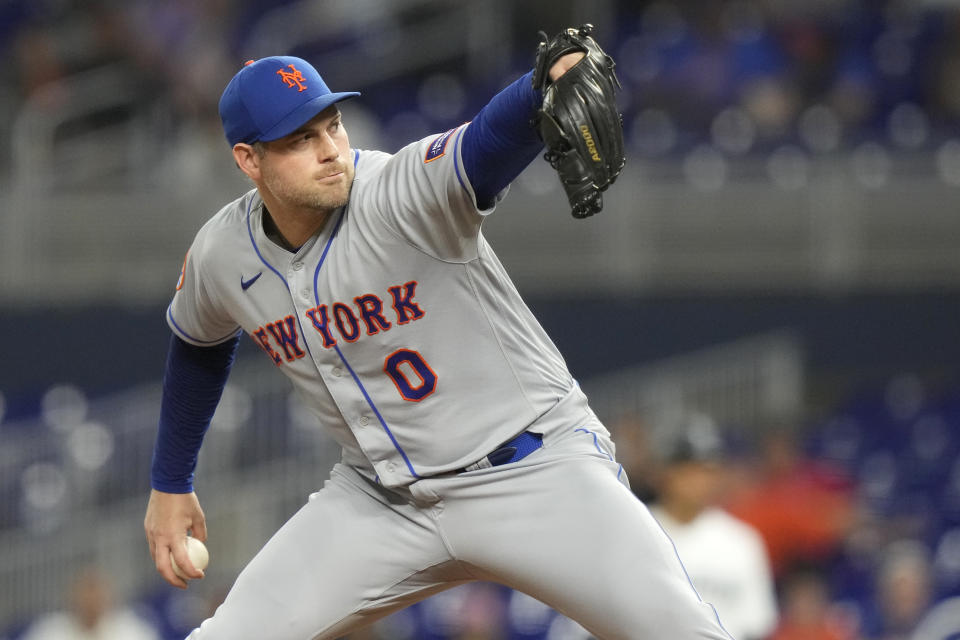 New York Mets relief pitcher Adam Ottavino throws during the ninth inning of a baseball game against the Miami Marlins, Monday, Sept. 18, 2023, in Miami. (AP Photo/Lynne Sladky)