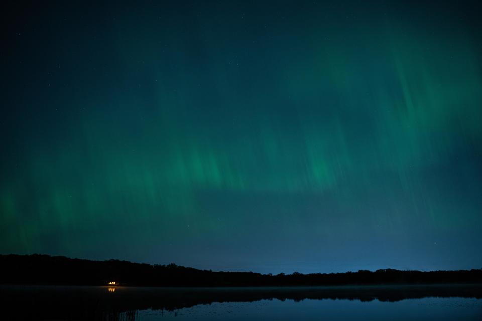 The northern lights illuminate the sky in Rochester, New York.  / Credit: Lokman Vural Elibol/Anadolu via Getty Images