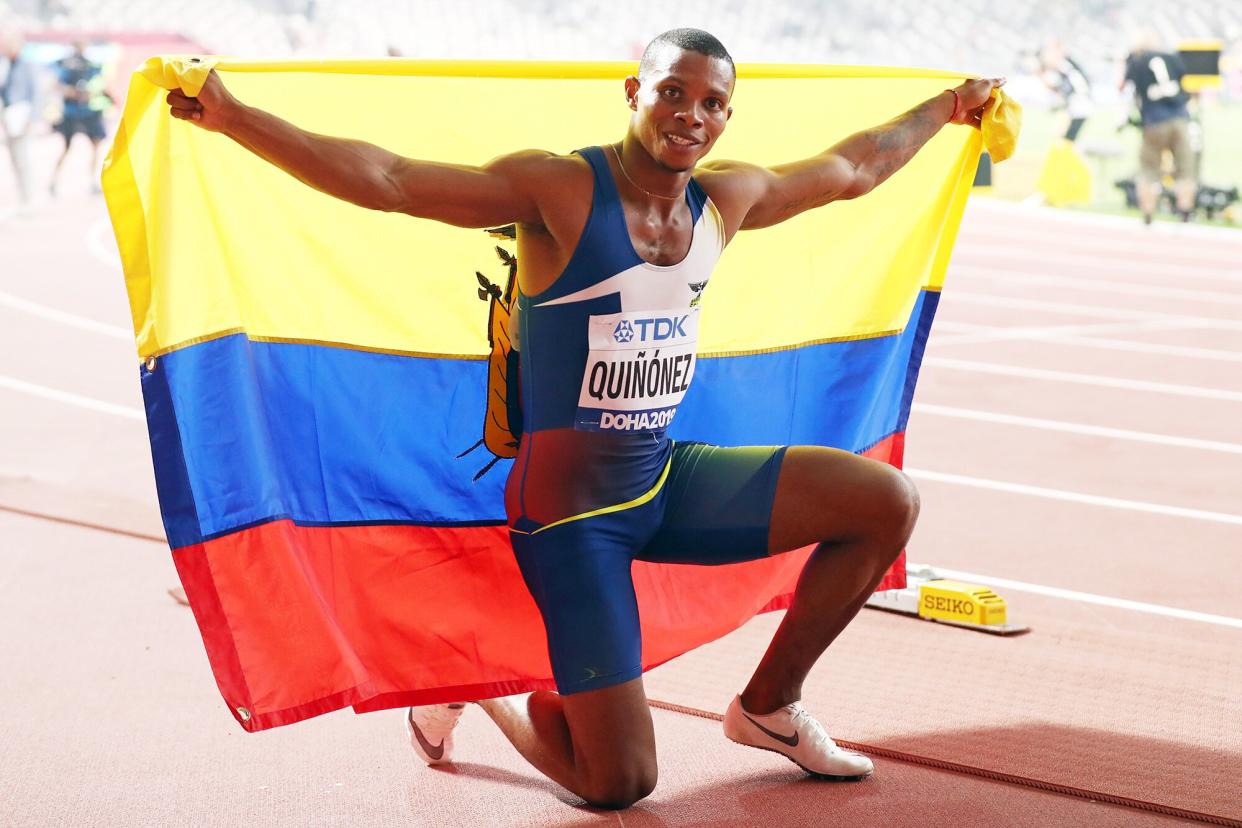 Alex Quiñónez of Ecuador celebrates bronze in the Men’s 200 Metres final during day five of 17th IAAF World Athletics Championships Doha 2019 at Khalifa International Stadium on October 01, 2019 in Doha, Qatar