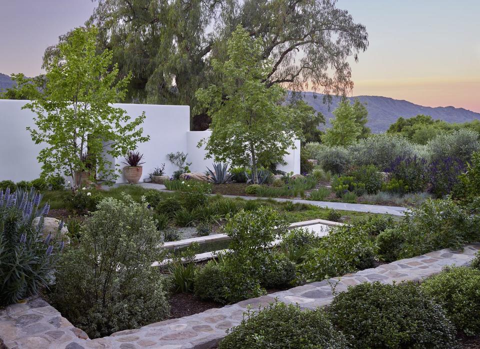 29) Hendrickson Road by Pamela Burton & Company: Ojai, CA