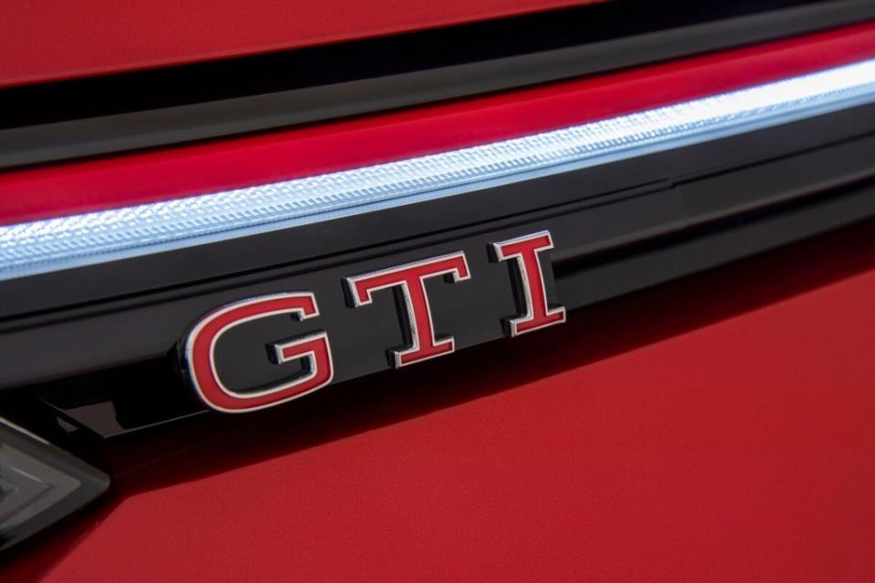 volkswagen-golf-gti