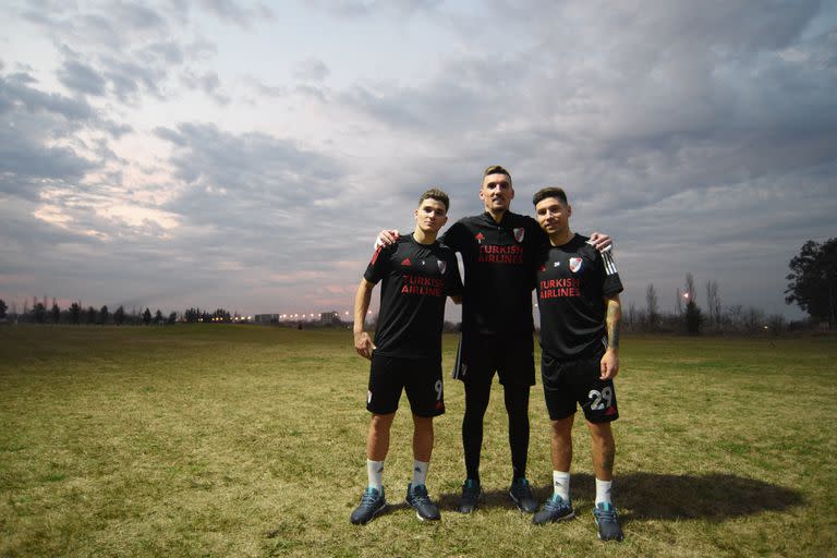 Julián Alvarez, Franco Armani y Gonzalo Montiel, los tres campeones de América con la selección argentina que se reintegraron al plantel de Gallardo y serían titulares ante Argentinos