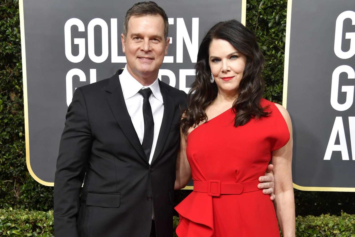 Peter Krause; Lauren Graham