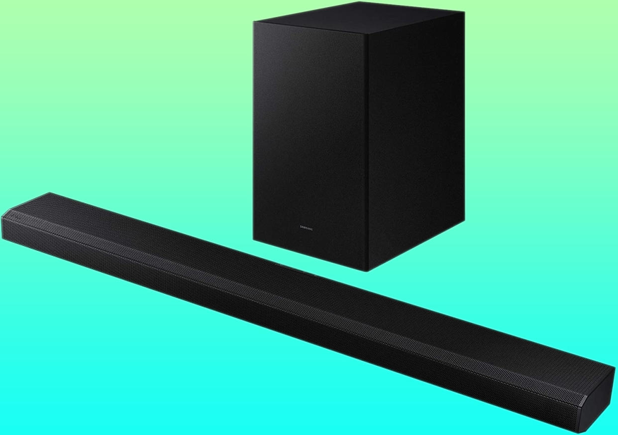 SAMSUNG 3.1.2ch Q700A Q Series Soundbar in black