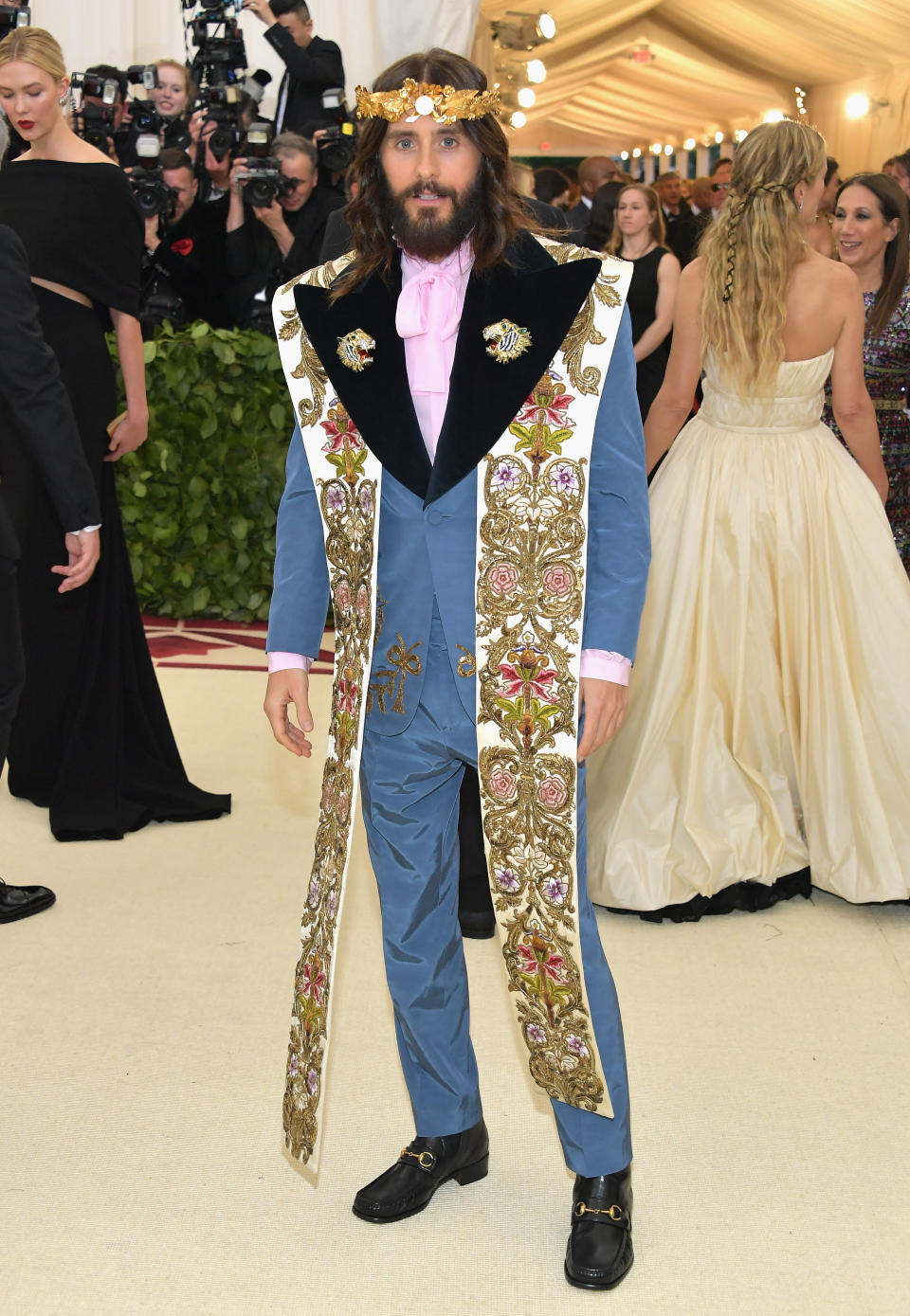 <p>Jared Leto proved it’s just as easy for men to embrace the theme, arriving in a custom Gucci look. People were making comparisons with Jesus Christ himself. [Photo: Getty] </p>