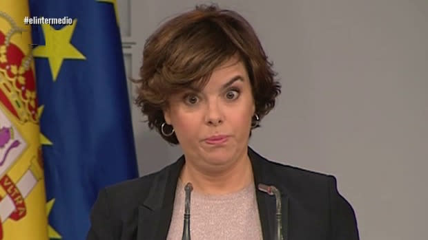 Soraya Sáenz de Santamaría se desmelena en Melilla.