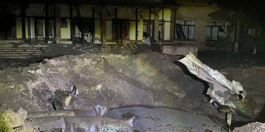 In Kharkiv, a college was damaged, critical infrastructure communications were damaged