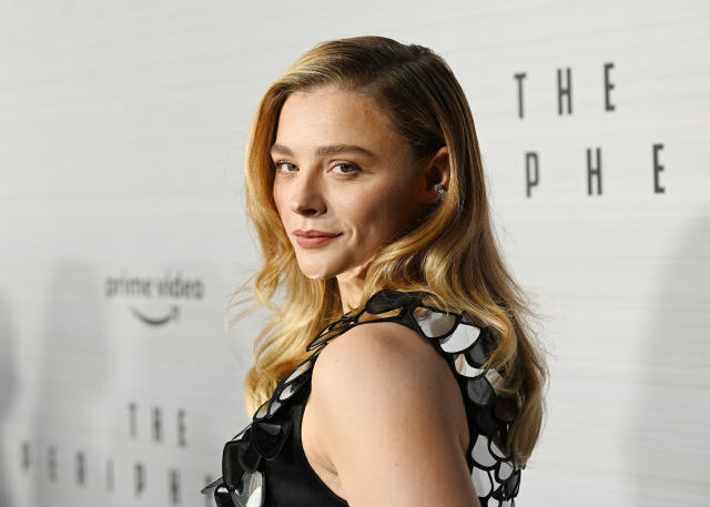 Chloe Grace Moretz Recalls Struggling with Paparazzi at 12 Years Old