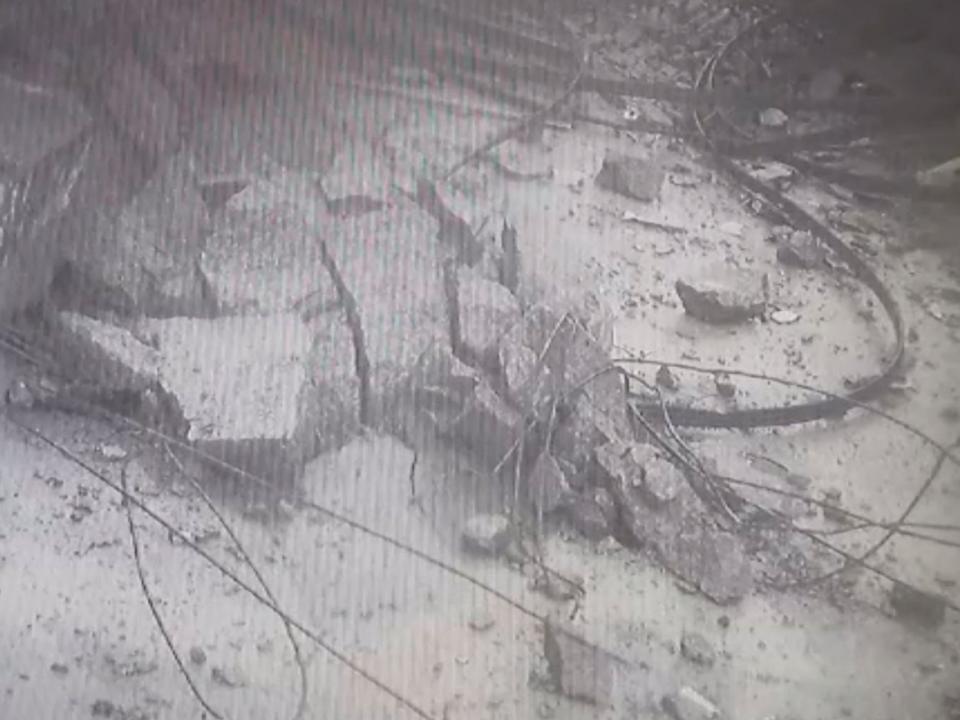 CCTV footage shows Genoa bridge collapse
