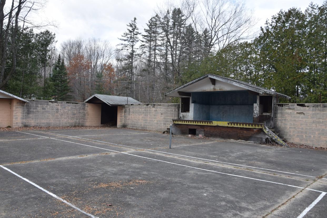 The outdoor stage at Club Ponytail.