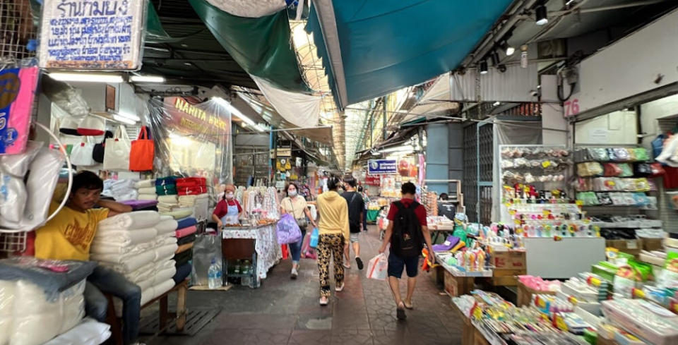 Sampeng Market - Alleyway