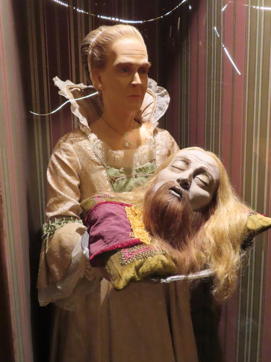 A recreation of Lady Raleigh with the embalmed head of her husband Sir Walter Raleigh after his execution in 1618 is displayed at the Ripley's Believe It Or Not! museum in Atlantic City, N.J., on Thursday, Dec. 1, 2022, hours after the museum announced it would shut down on Dec. 31 after more than 26 years of entertaining Boardwalk patrons. (AP Photo/Wayne Parry)