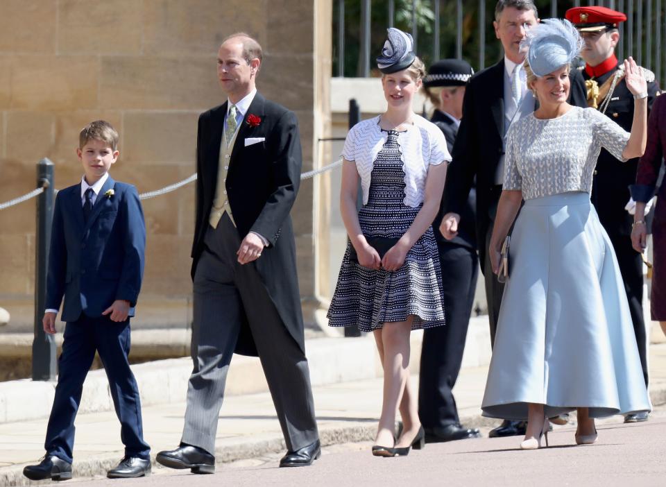 Britain's Prince Edward, Earl of Wessex, (2L) and his wife Britain's Sophie, Countess of Wessex, (R) arrive with their children Britain's Lady Louise Windsor (2L) and James, Viscount Severn for the wedding ceremony of Britain's Prince Harry, Duke of Sussex and US actress Meghan Markle at St George's Chapel, Windsor Castle, in Windsor, on May 19, 2018. (Photo by Chris Jackson / POOL / AFP)        (Photo credit should read CHRIS JACKSON/AFP via Getty Images)