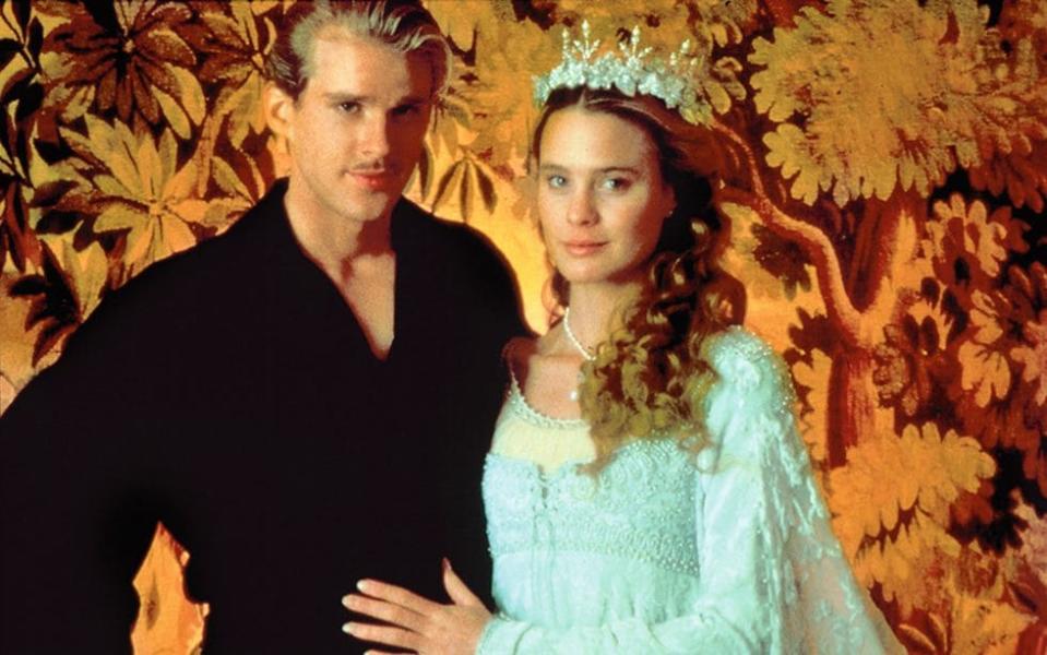 Wright in The Princess Bride (1987) with Cary Elwes -  Moviestore Collection/REX