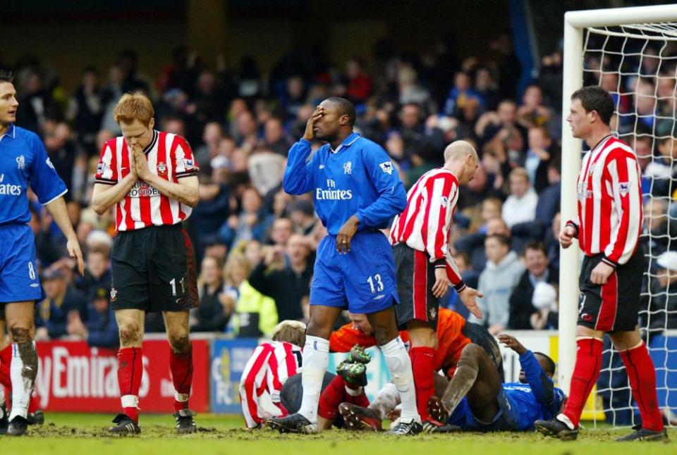 Boxing Day misery for William Gallas as Chelsea fail to score against Southampton.