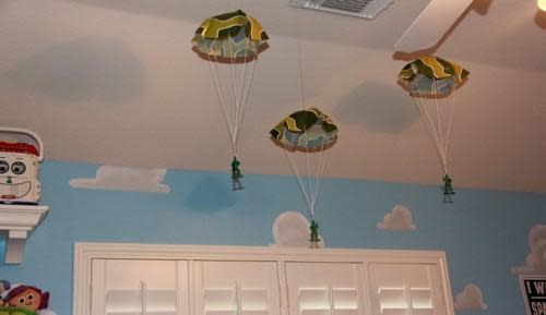 Parent Creates Amazing Toy Story Bedroom