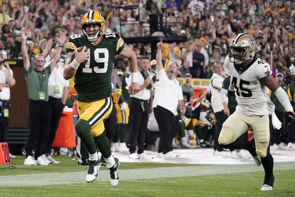 Aaron Rodgers has viral call to Danny Etling touchdown in Packers game