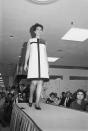 <p>Big Fashion im Big Apple! Die New York Fashion Week ist nicht nur eine der ersten des Jahres, dort fand 1943 während des zweiten Weltkrieges auch die alllererste Modewoche unter dem Namen “Press Week“ statt. Das Event war eine Initiative der damaligen Anna Wintour: Eleanor Lambert, eine amerikanische Modejournalistin, die als einflussreichste ihrer Zeit gilt. </p>