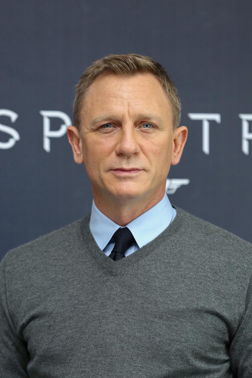 We know  he  prefers his drinks shaken, not stirred, but do you prefer Daniel Craig's face fresh n' clean ...