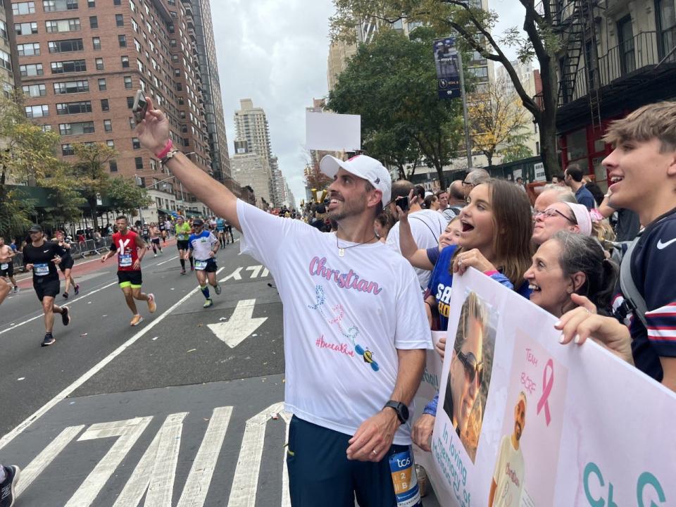 Christian Hietanen completed this year's NYC Marathon in a time of 4:34.32 raising marathon $17,000 for the Breast Cancer Research Foundation (BCRF).