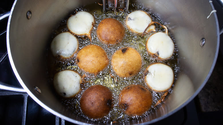 Oreos fry in oil 