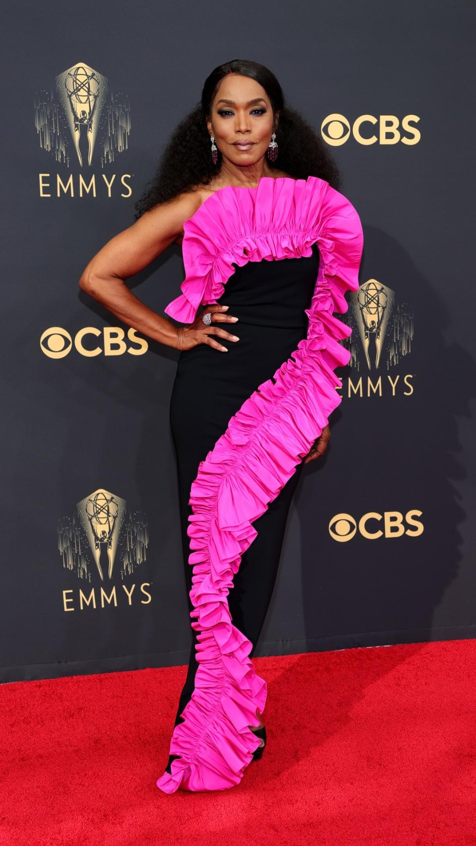 Angela Bassett, 2021