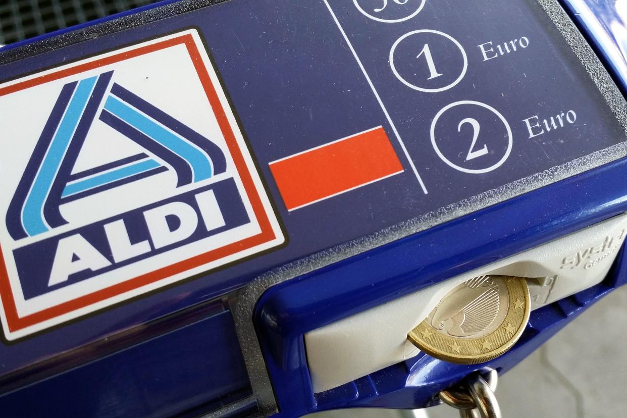 Aldi shopping cart with Euro coin