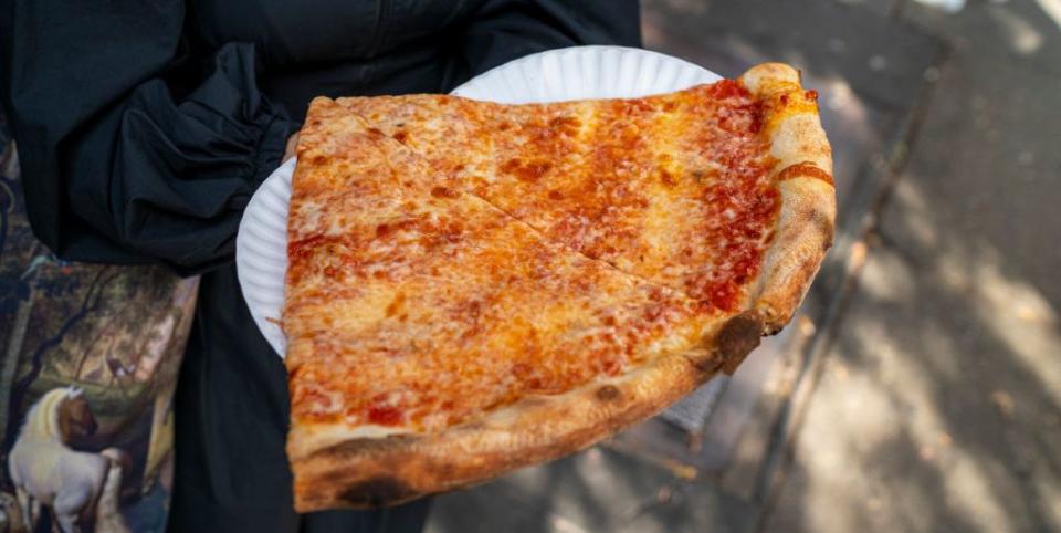 fresh pizza in new york city