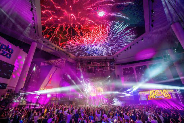 <p>Discover Puerto Rico</p> Distrito T-Mobile New Year's Eve