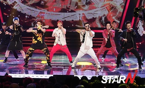 B.A.P tops in a music chart in Germany