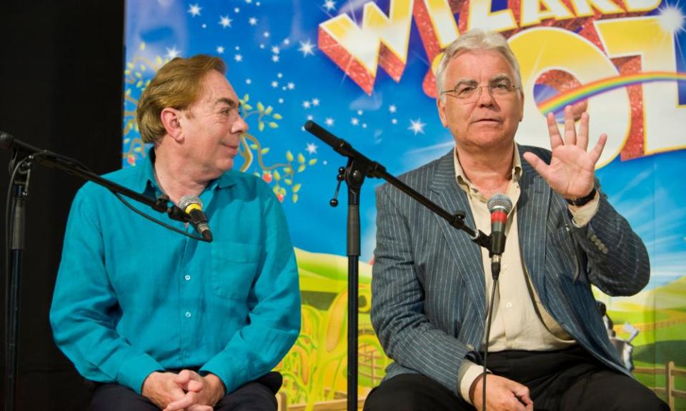 Andrew Lloyd Webber (left) and Kenwright during a press conference for a production of the Wizard of Oz in Cardiff’s Millennium Centre in 2010.