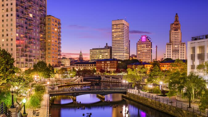 Providence, Rhode Island, USA park and skyline.