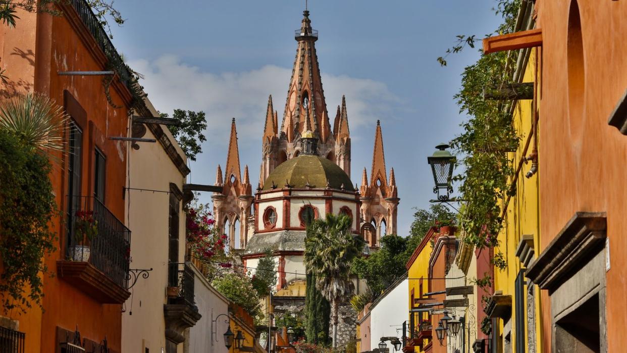 parroquia de san miguel arcangel, san miguel