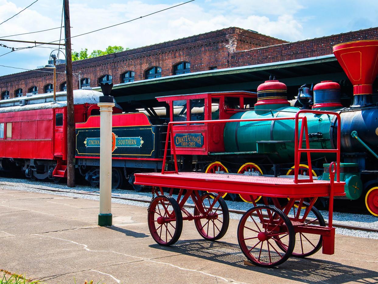 Chattanooga Station in Tennessee is internationally known for the 1941 song, the world's first gold record, "Chattanooga Choo Choo", by Glenn Miller and his orchestra.