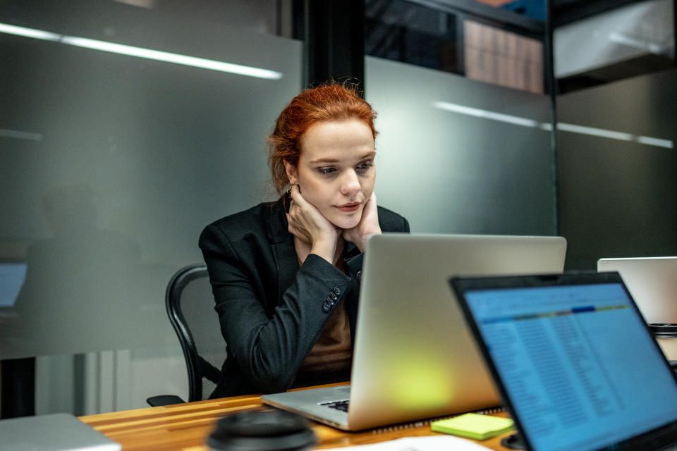 Un empleo insatisfactorio puede tener un profundo impacto negativo en nuestro bienestar mental, y en nuestra salud física y además, determinado tipo de empleo puede afectar, incluso, nuestro corazón. (Getty Creative)