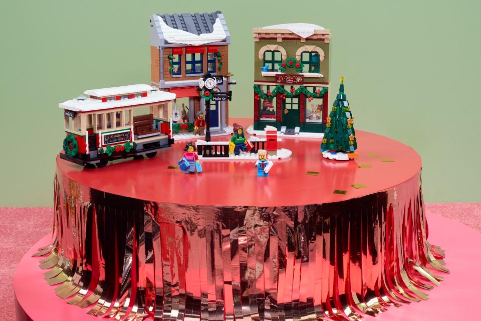  Lego Holiday Main Street