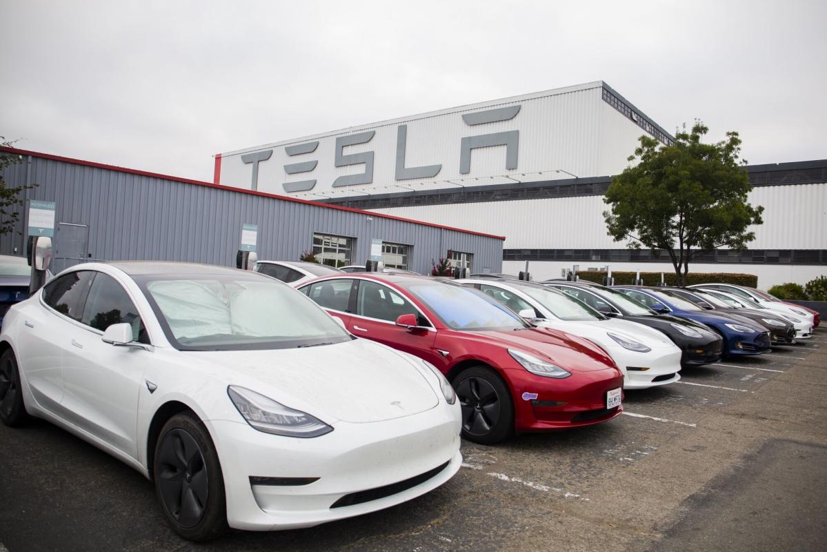 Tesla maakt een verkeerde berekening omdat prijsverlagingen de winstmarges onder druk zetten