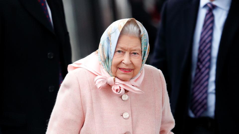 the queen arrives at kings lynn station for her christmas break at sandringham