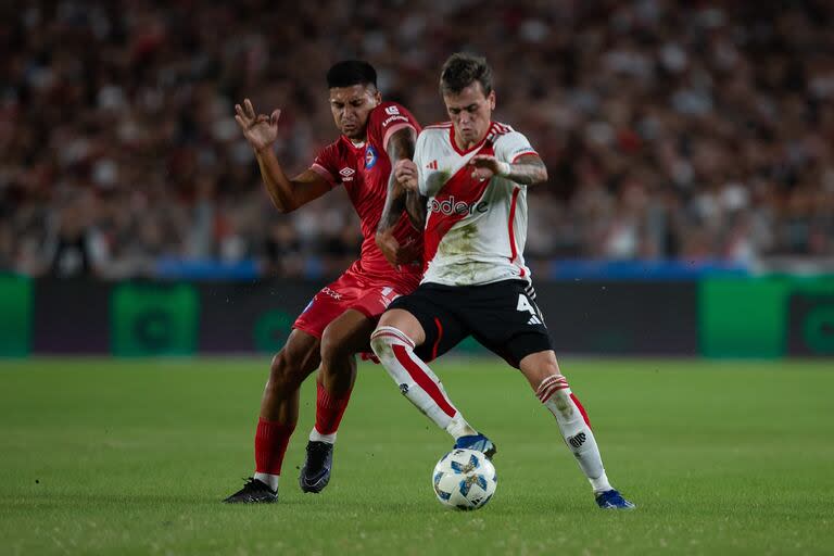 En el último partido entre River Plate y Argentinos Juniors, por la Copa de la Liga 2024, empataron 1 a 1 en el Monumental