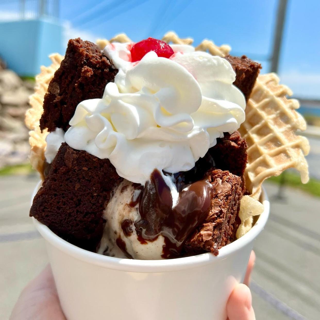 Who is ready to dig into a sundae at Dairy Maid Ice Cream.